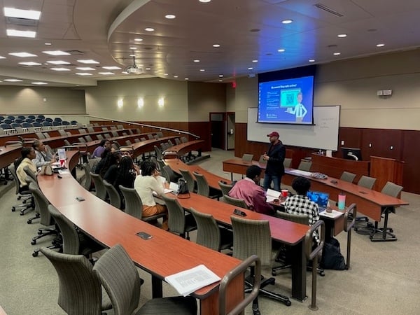 Memphis lawyer Will Perry speaks to Diversity Law Week students, March 2024