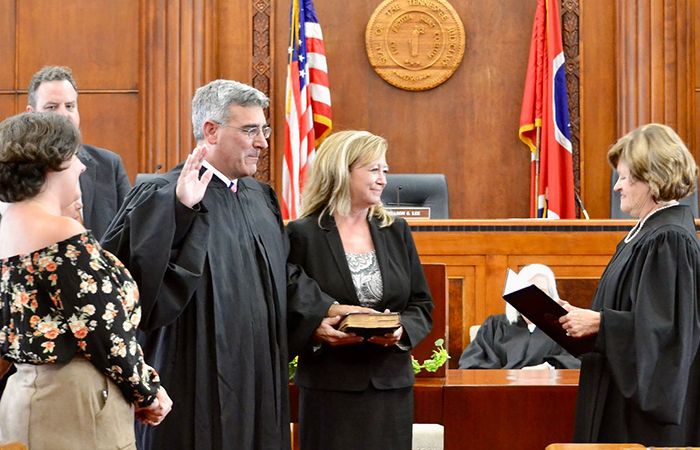 Knox Swearing In Ceremony